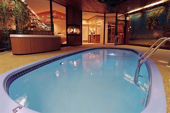 Sybaris Pool Suites Mequon Dış mekan fotoğraf