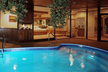 Sybaris Pool Suites Mequon Brown Deer Dış mekan fotoğraf