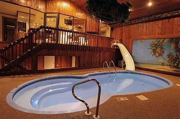 Sybaris Pool Suites Mequon Brown Deer Dış mekan fotoğraf